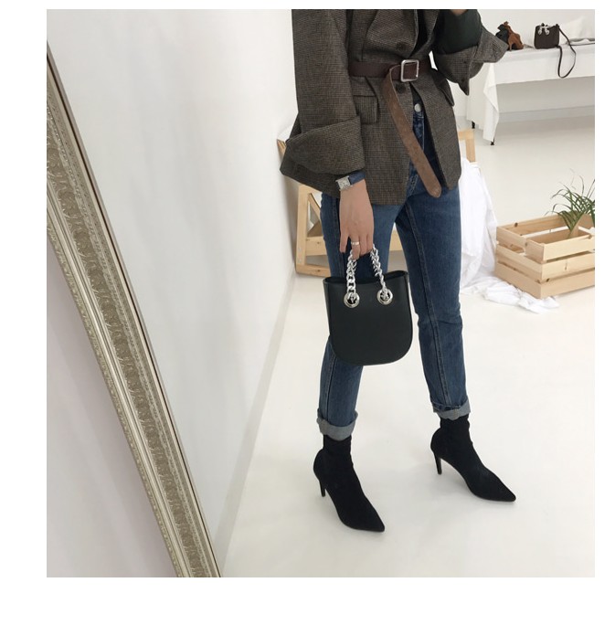 Ins phiên bản Hàn Quốc 2019 mới mạng nhỏ túi nhỏ màu đen chuỗi túi xách cao cấp cảm giác cao cấp của một chiếc túi đeo vai nữ - Túi xách nữ túi xách du lịch