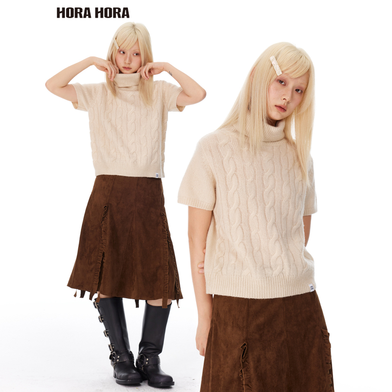 Horahora Retro Gentle Beige Alpaca Wool Cable Knit Turtleneck Short-Sleeve Knit Sweater
