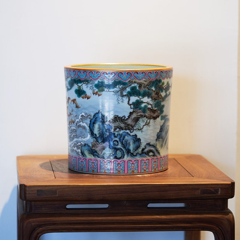 Powder enamel enamel fukuyama ShouHai brush pot calligraphy and painting scroll barrels of pine bat Chinese jingdezhen ceramics study furnishing articles