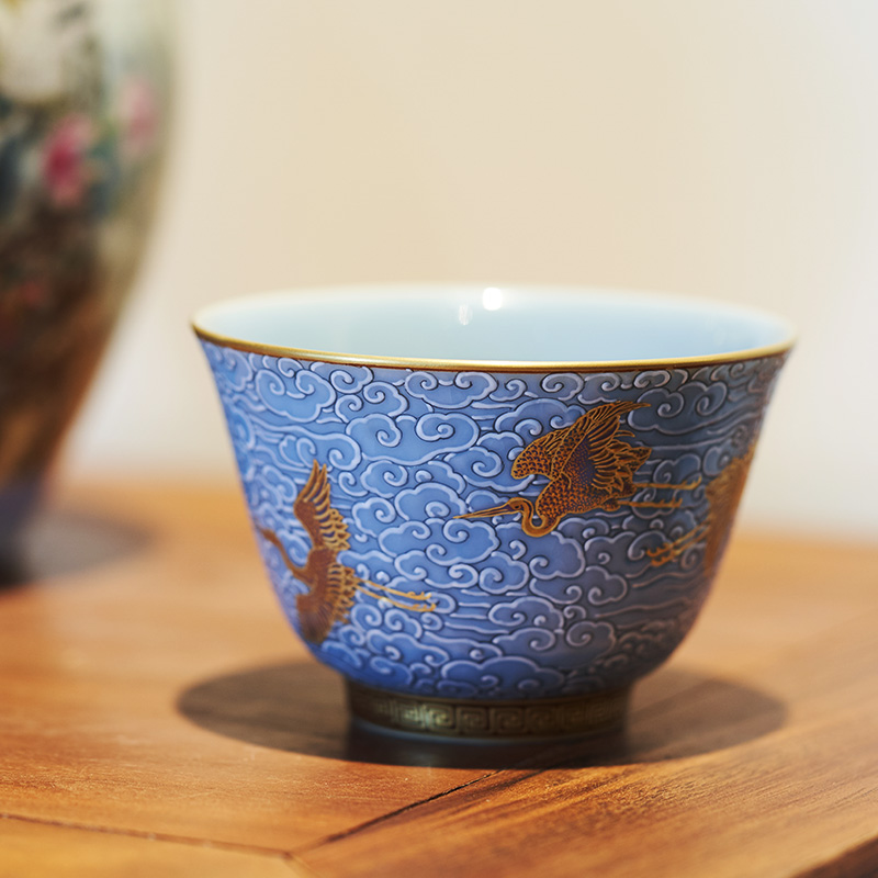 Colored enamel xiangyun cranes teacup azure glaze master cup paint single CPU jingdezhen tea set gift collection by hand