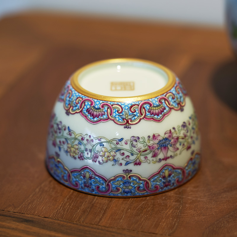 Tang Pin colored enamel kung fu tea cups large master cup put lotus flower ruyi jingdezhen blue and white glass ceramics by hand