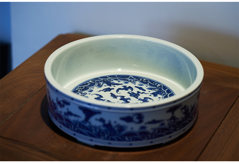 Maintain the blue sea jiang teeth tea to wash to the jingdezhen ceramic manual build water dry mercifully water jar bats archaize furnishing articles