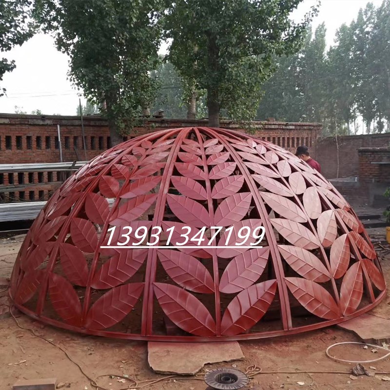Customized stainless steel metal wrought iron hat pavilion taking the pavilion top round leaves outdoor marble garden sculpture