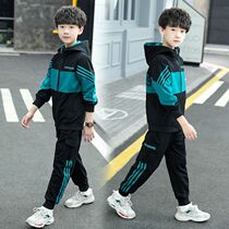 Boys sports suit 2022 autumn new net red Korean version handsome boy middle and big childrens western style two-piece tide
