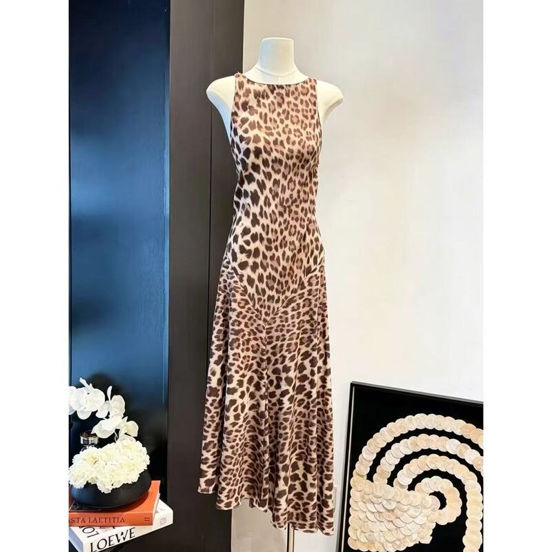 Tutu's Home "Wild Charm" 15 Mulberry Silk 45 ° Bias-Cut French Hem Irregular Leopard Print Dress 6.3 Tutu's Home "Wild Charm" 15 Mulberry Silk 45 ° Bias-Cut French Hem Irregular Leopard Print Dress 6.3
