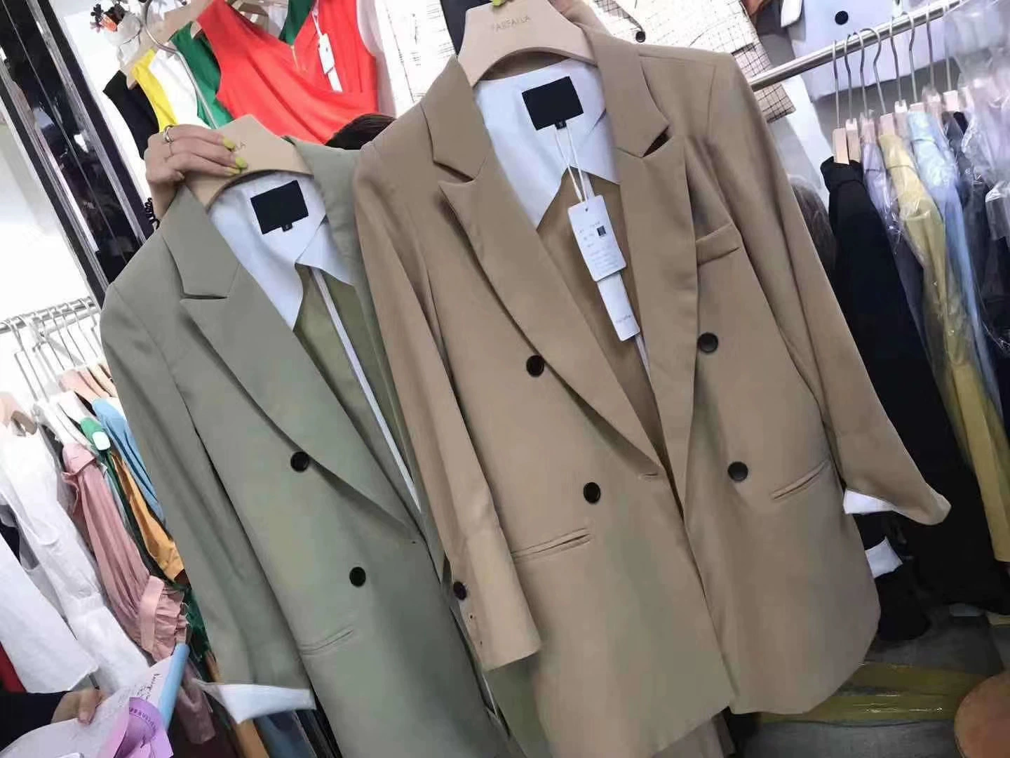 F.A Farah bộ đồ mỏng 2020 mùa xuân và mùa hè của phụ nữ phong cách Hàn Quốc phòng máy lạnh áo khoác 7 lớp - Business Suit