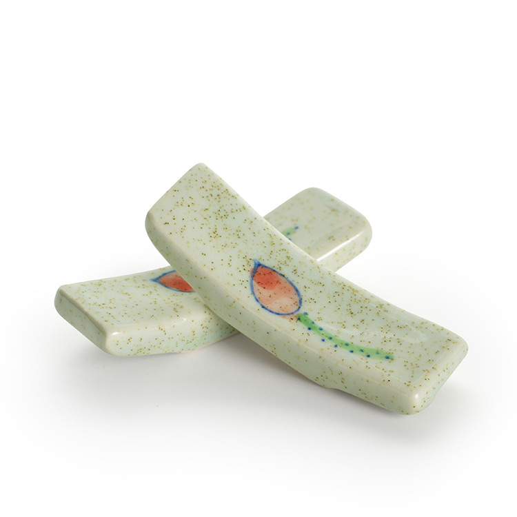 Brief Creative chopsticks Chopstick Racks Day Style Hand-painted Ceramic China Wind Table Chopsticks Rack Chopstick Pillow Chopsticks