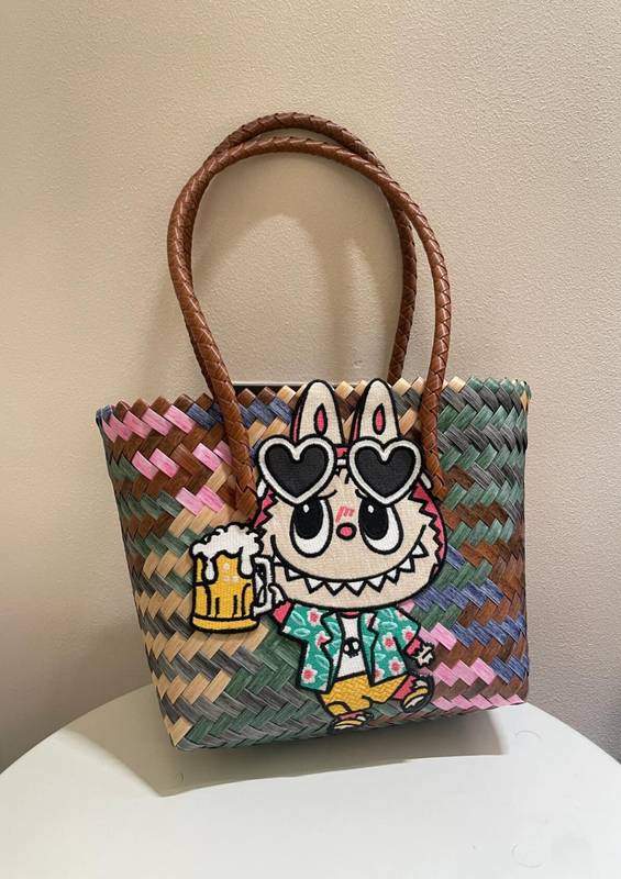 New Retro Imitation Rattan Large-Capacity Bamboo Woven Bag, Souvenir Straw Basket, Hand-Held Shoulder Bag, Cute and Trendy New Retro Imitation Rattan Large-Capacity Bamboo Woven Bag, Souvenir Straw Basket, Hand-Held Shoulder Bag, Cute and Trendy