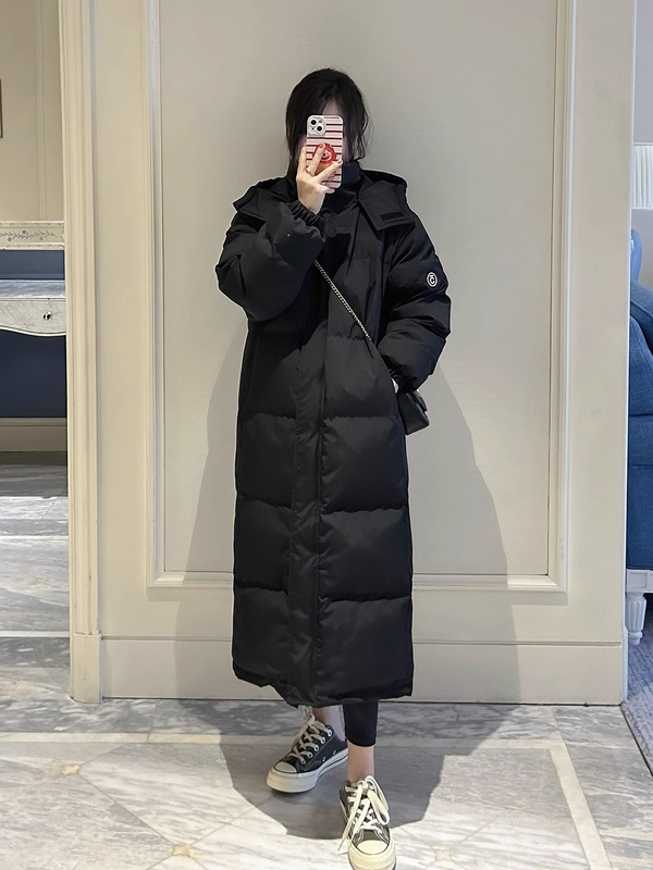 Black White Duck down Jacket for Women, Trendy Winter 2025 New Thickened Coat, Mid-Length Over-The-Knee Cotton-Padded Jacket Black White Duck down Jacket for Women, Trendy Winter 2025 New Thickened Coat, Mid-Length Over-The-Knee Cotton-Padded Jacket