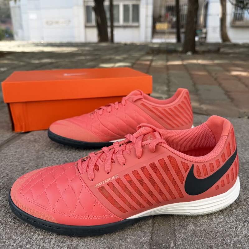 Luoshengmen Nike Lunargato2 Top-Level Indoor Five-A-Side Football Shoes 580456-802 Luoshengmen Nike Lunargato2 Top-Level Indoor Five-A-Side Football Shoes 580456-802