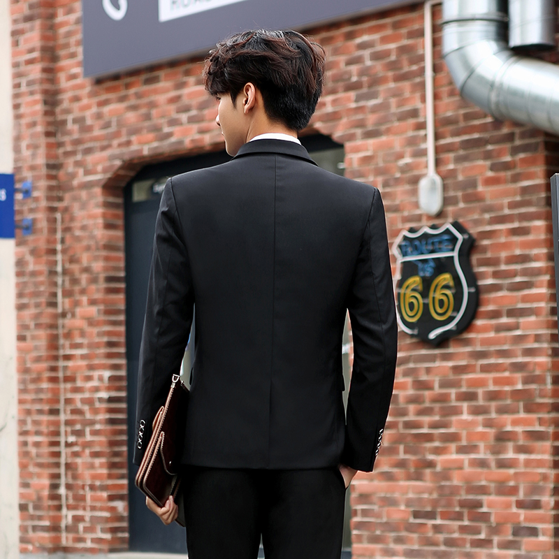 Teen phù hợp với phù hợp với người đàn ông của cơ thể Hàn Quốc phiên bản của giản dị xu hướng nhỏ phù hợp với ba mảnh phù hợp với màu đen đẹp trai của nam giới