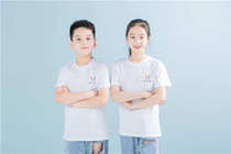 Traveling home must choose small star black and white T-shirt round neck cotton breathable skin-friendly short sleeve boys and girls fashion