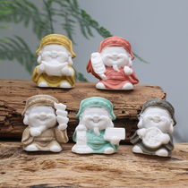 Retro ceramic tea pet ornaments boutique can raise the city east three tea play tea table mini sculpture personality decoration