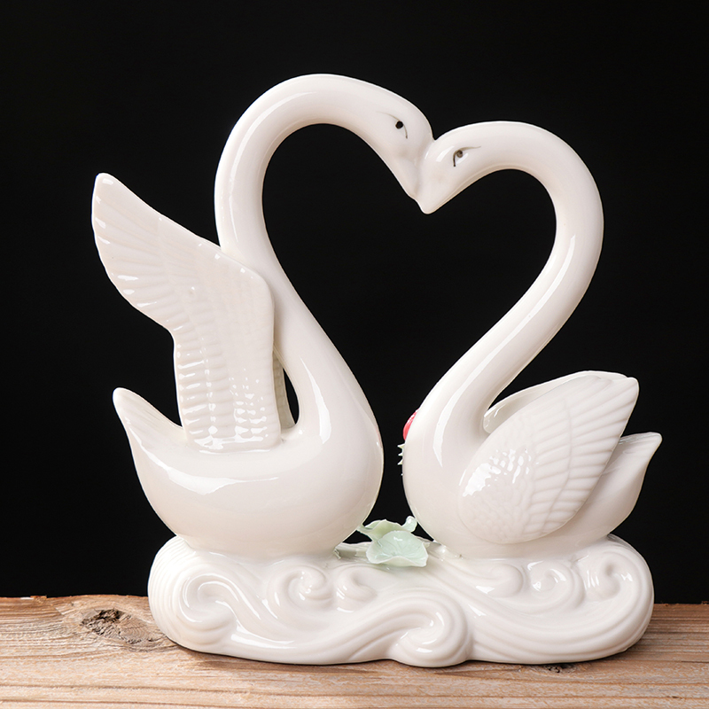 Ceramic Ornaments, Creative European-Style Home Living Room Wine Cabinet Decorations, Dehua White Porcelain Swan Pair, Practical Decorations Ceramic Ornaments, Creative European-Style Home Living Room Wine Cabinet Decorations, Dehua White Porcelain Swan Pair, Practical Decorations
