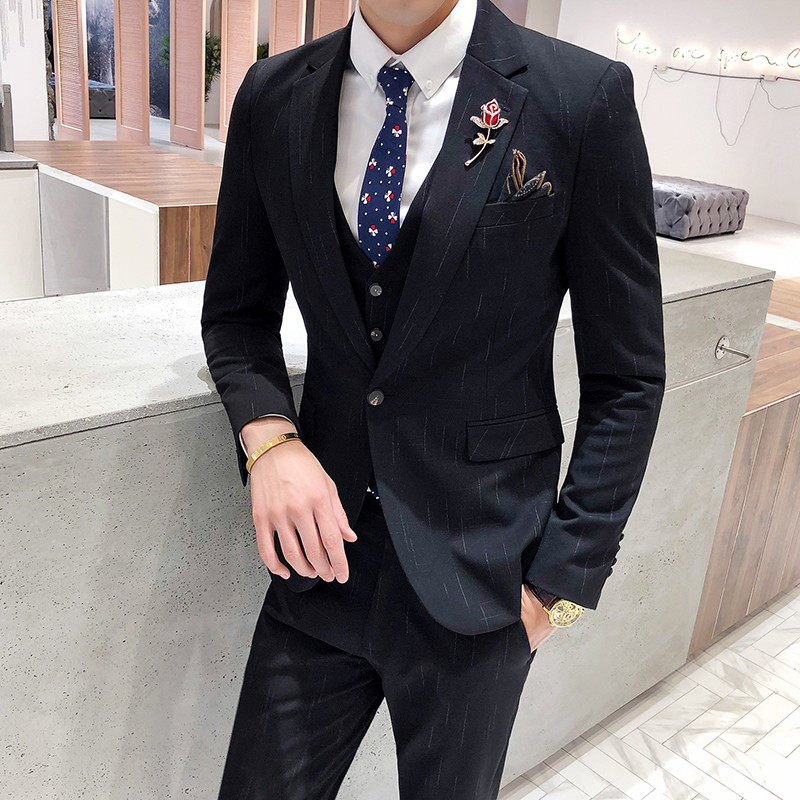 New bridegroom Leisure Inn dress Three sets for a business Han version handsome Youth pop suit suit man