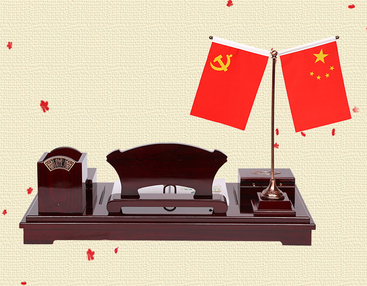 Fante mới giả gỗ gụ trang trí văn phòng cao cấp sáng tạo trang trí máy tính để bàn ông chủ Wentai quảng cáo quà tặng tùy chỉnh đồ trang trí nội thất