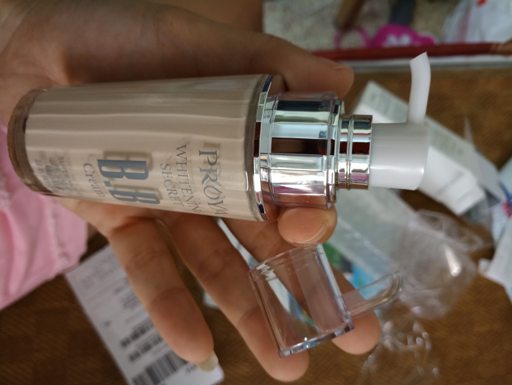 珀莱雅靓白肌密超名模BB霜性价比最高，使用一个月后真实上手体验,第5张