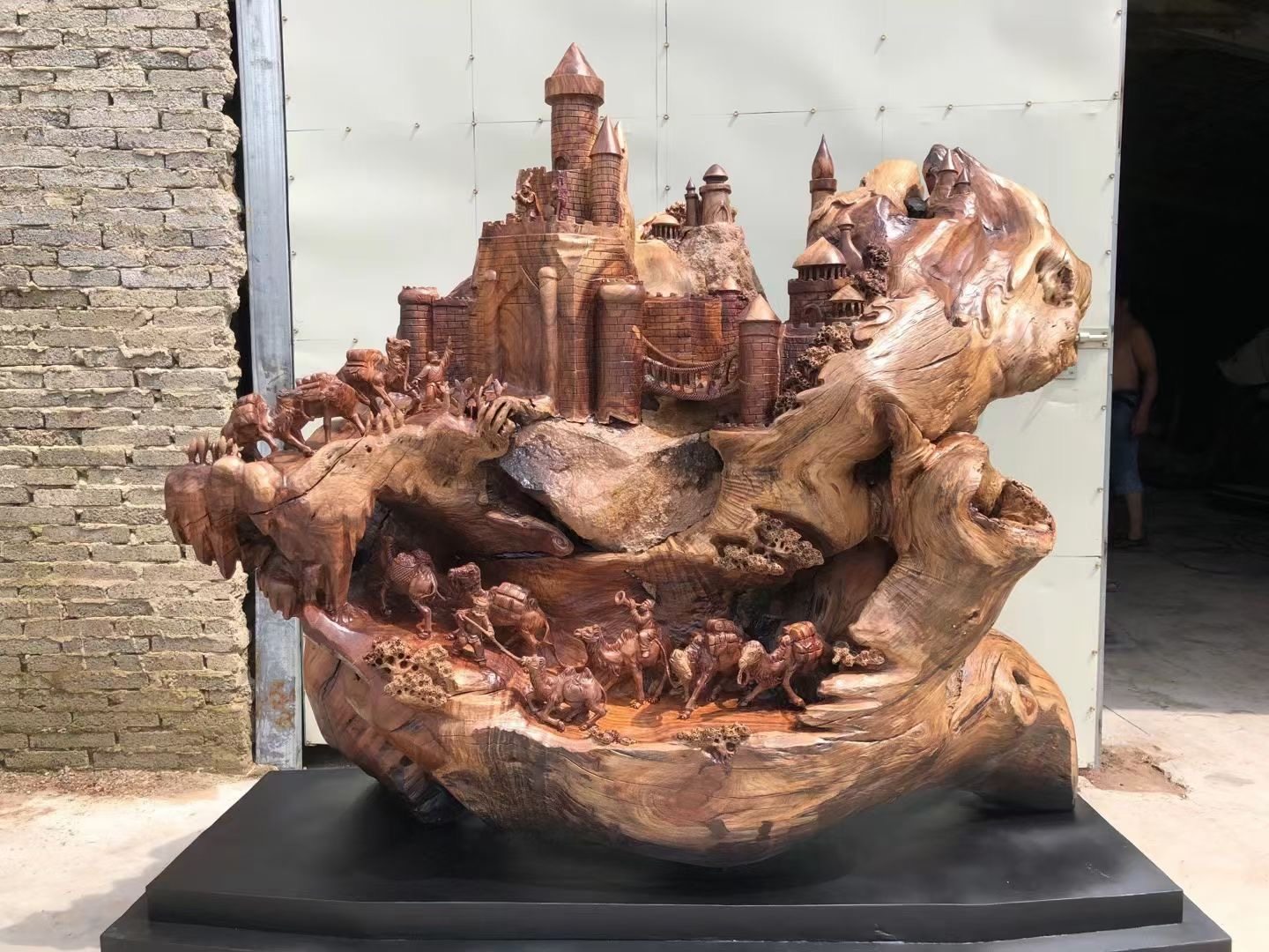 Cliff Bergen Sculpture Pendulum Aging With Type Uwood Gold Silk Nan Beauties Living Room Large Natural Original Eco-Wood Sculpture