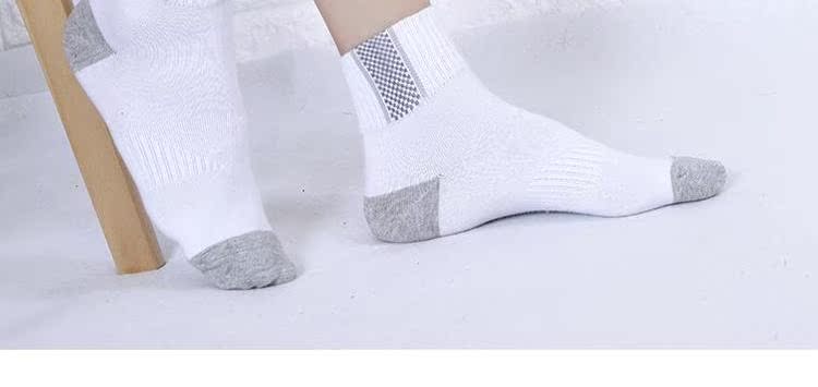 Vớ cotton nam mùa thu và mùa đông mẫu cotton cotton mid-eo cotton cha trung niên 5 đôi mồ hôi khử mùi xám tất nữ cổ cao