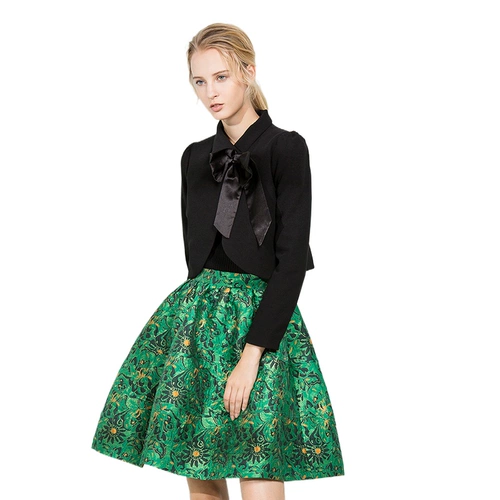 奈昕 Позвольте вам носить красивую и персонализированную персонализированную C70868 ПУМБА