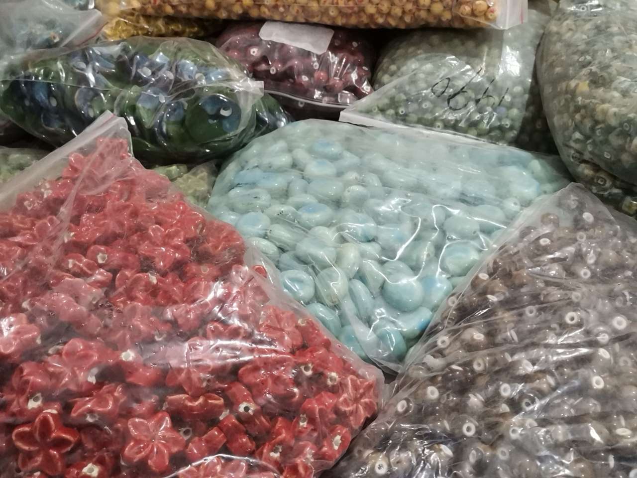 Jingdezhen ceramic beads scattered by catty said wholesale checking DIY material package beaded accessories tail cargo clearance processing