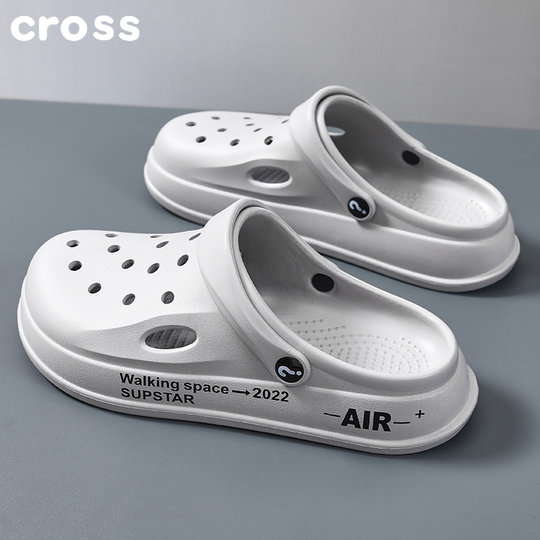 Branded Men's Croc Shoes Summer Non-Slip Anti-odor Casual Outerwear Beach Sandals Soft Bottom Toe Slippers Men's Style