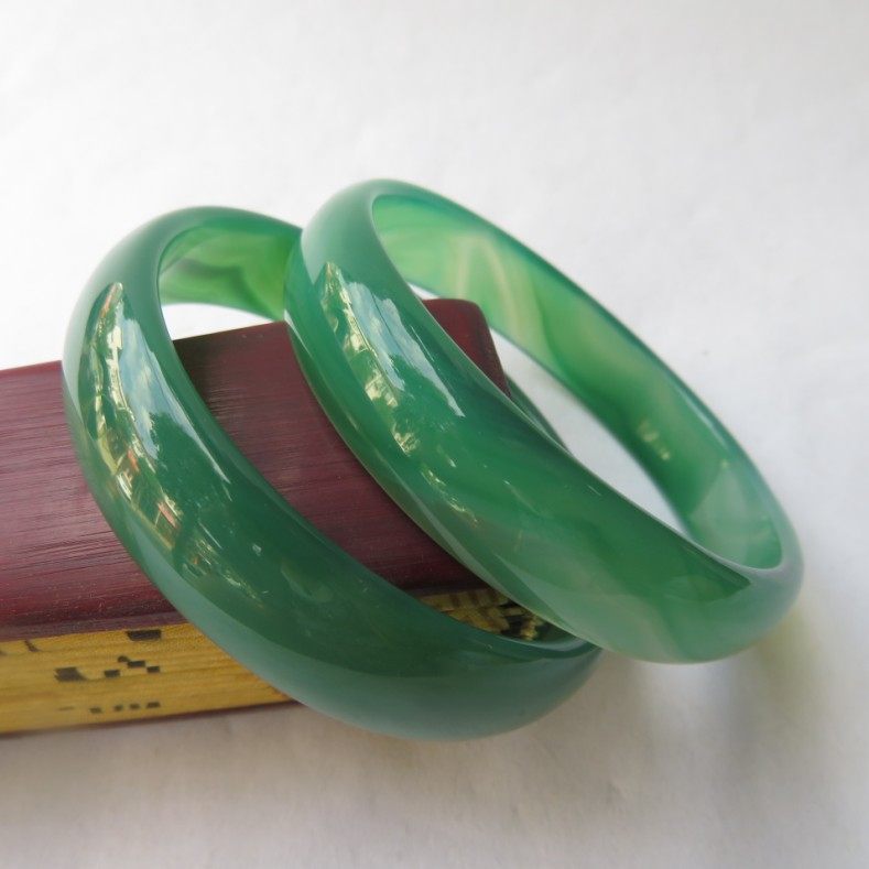 Wide version Manau bracelet ice seed jade medullary bracelet Green Manau bracelet Bracelet Beauty Salon accessories Tools women 's