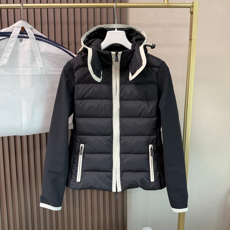 Look Taller and Slimmer! m Mengjia Ski Series Hooded Color-Blocked Knit Patchwork Thin Goose down Jacket for Women, Short Style