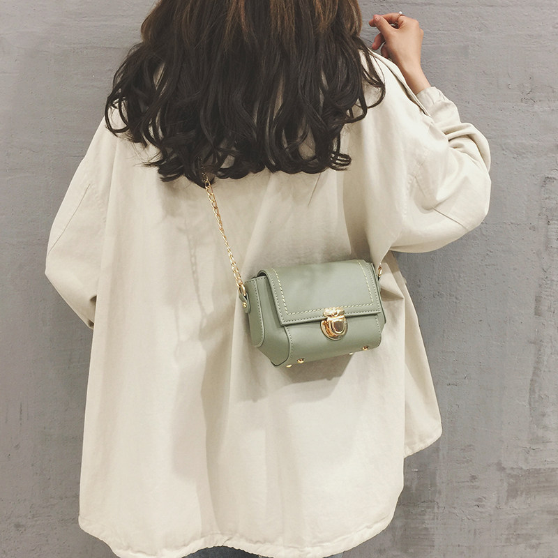 Net Red Foreign Pie Bag 2022 new Korean version 100 lap Summer Single shoulder bag Fashion chain itated small square bag