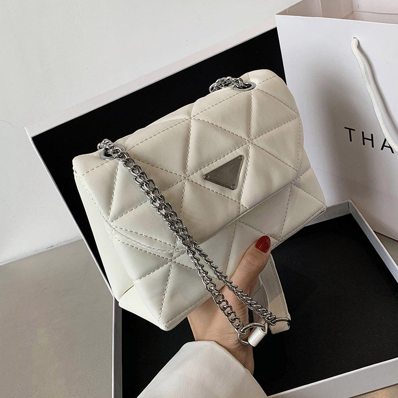 France's small package of bag 2022 new tide red fashion chain single shoulder bag lady slanted bag