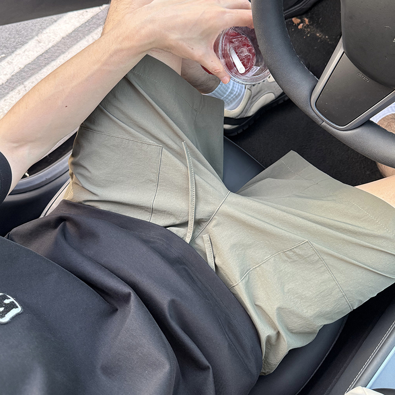 Wang Jiyou Green Elastic Quick-Drying Casual Work Shorts for Men, New Summer Style, Japanese Retro, Loose and Versatile Wang Jiyou Green Elastic Quick-Drying Casual Work Shorts for Men, New Summer Style, Japanese Retro, Loose and Versatile