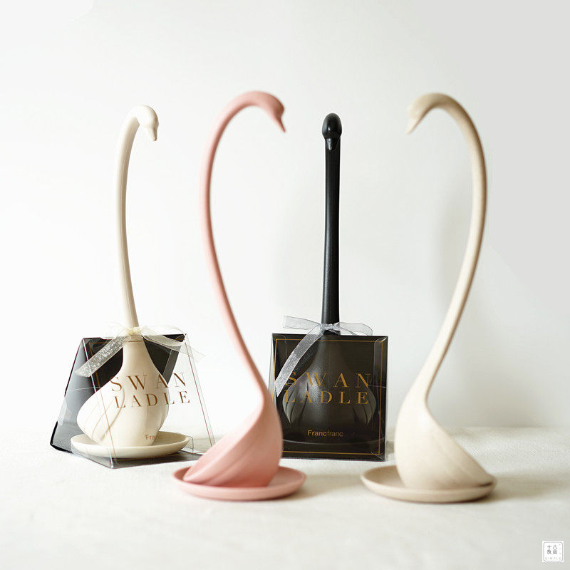 Export Japan beautiful swan soup spoon ribbon packaging can stand wedding relocation holiday gift