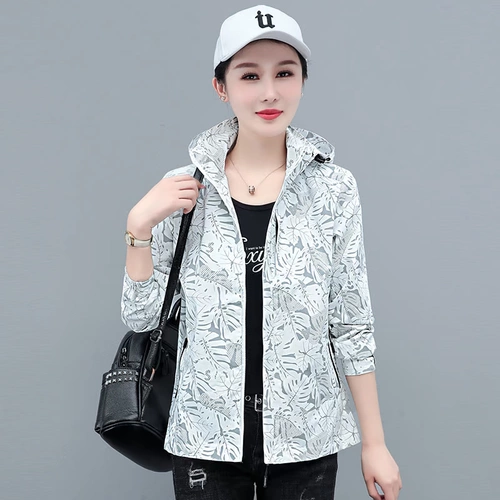 Весенняя демисезонная тонкая куртка для матери, большой размер, для среднего возраста, подходит для подростков, коллекция 2022