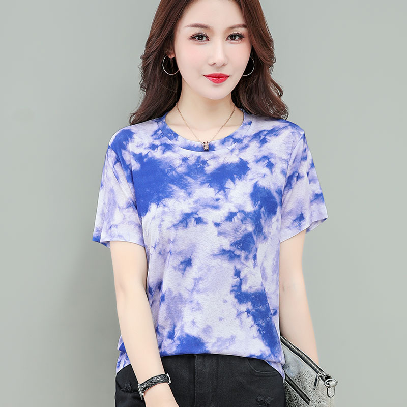 Round neck short-sleeved T-shirt women's summer slim fit large size thin middle-aged mother cool loose all-match top 2022 new
