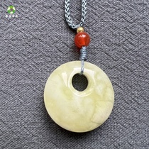 Shaanxi Xian specialty Lantian Jade Princess Buckle Peace Buckle Pendant Natural Living Jade Pendant is a great gift for friends