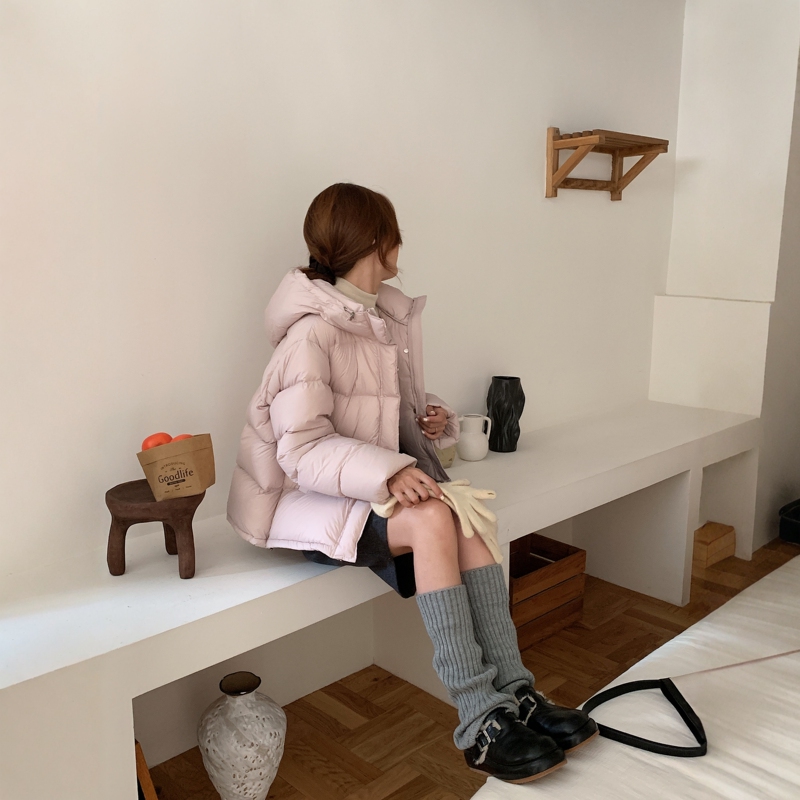 Women's Short down Jacket with Hood, 2026 New Winter Thickened Warm Light down Cloud Puff Coat Women's Short down Jacket with Hood, 2026 New Winter Thickened Warm Light down Cloud Puff Coat
