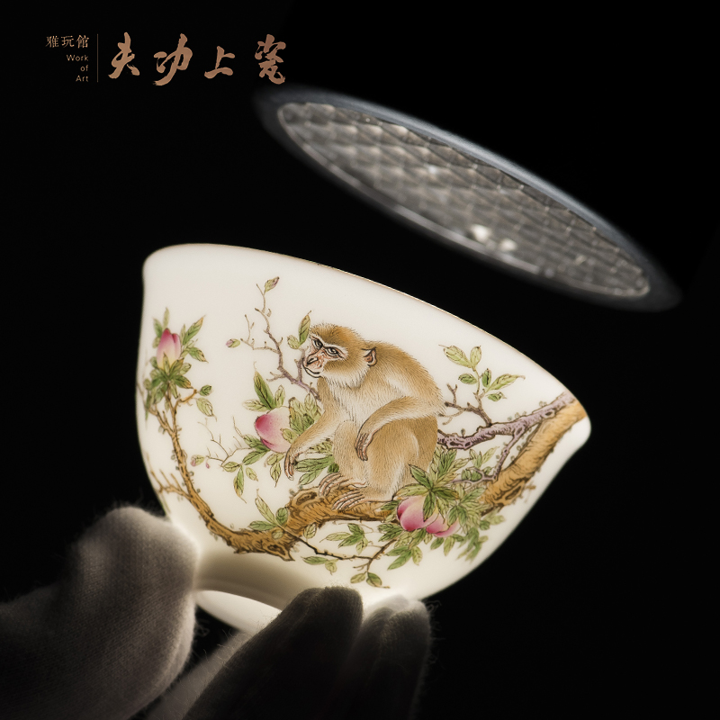 Jingdezhen ceramic kongfu master cup pure manual colored enamel monkey peach ShouRui sample tea cup single tea cup