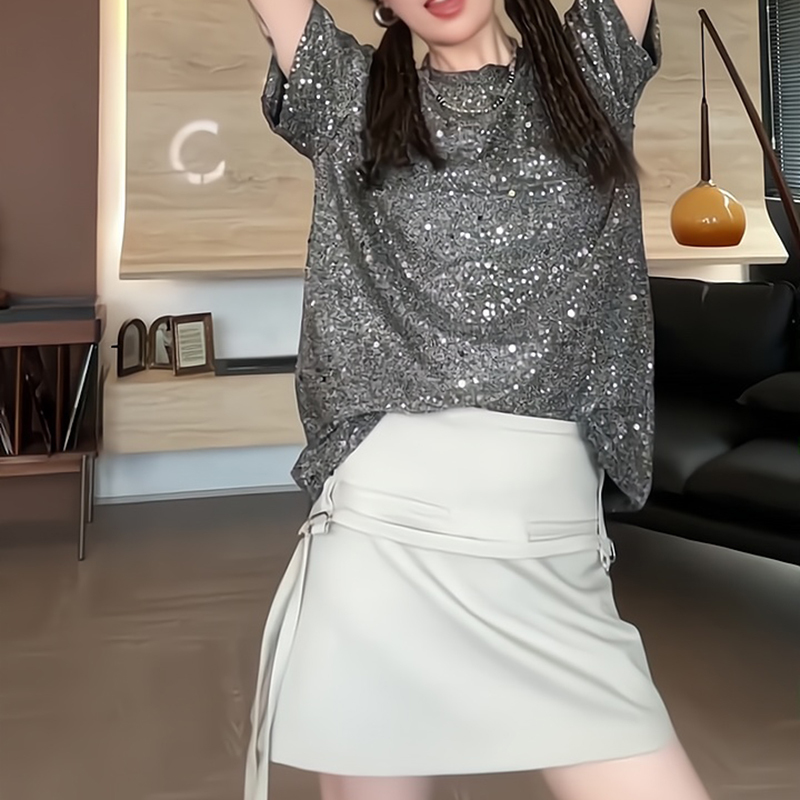 European Goods 2025 Summer New Style This Year's Popular Silver Round-Neck Sequin Shiny Loose Short-Sleeve T-Shirt for Women ins Top