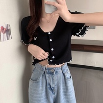 2021 summer low collar short coat womens design sense of foreign atmosphere Joker V neck knitted cardigan slim Hong Kong short sleeve t-shirt