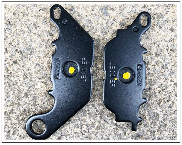Xây dựng Yamaha Fly to YS250 Day Sword King YBR250 Phanh trước và sau phanh đĩa xe máy - Pad phanh phanh đĩa xe máy