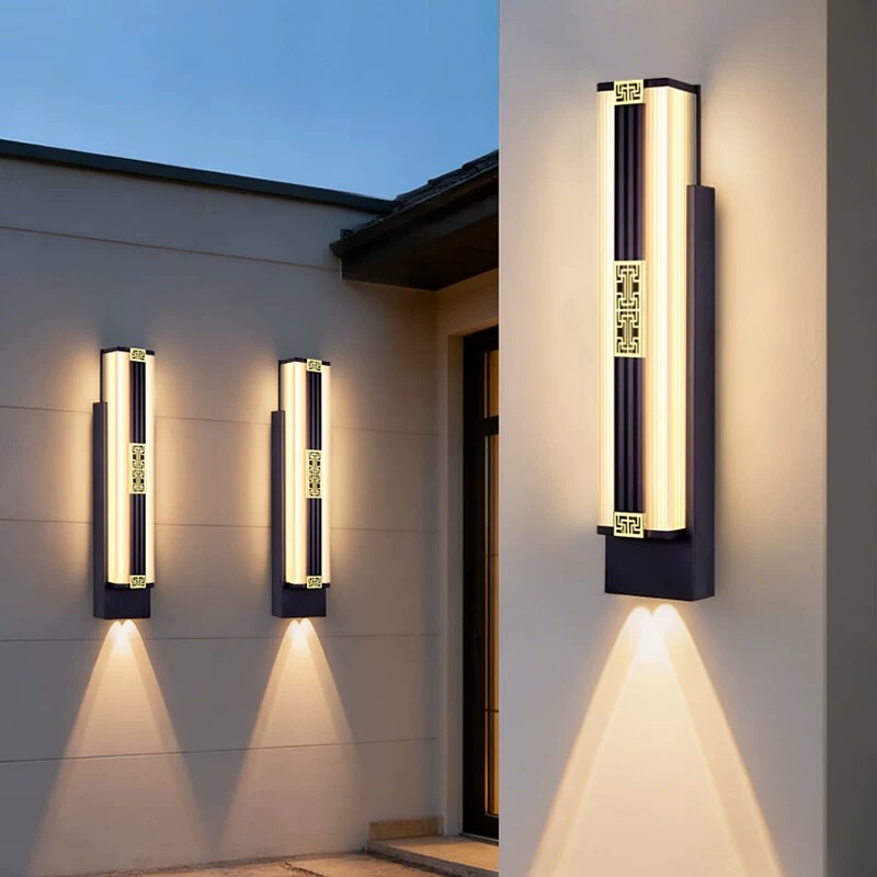 Modern Minimalist Outdoor Wall Lamp for Villa Balcony, Lobby, Outdoor Spotlight, Waterproof Pillar Lamp for Both Sides of the Gate, Wall-Mounted Lamp