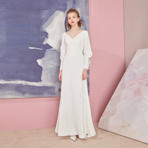 White evening dress female 2021 New V collar temperament celebrity banquet host long dress dress satin light wedding dress