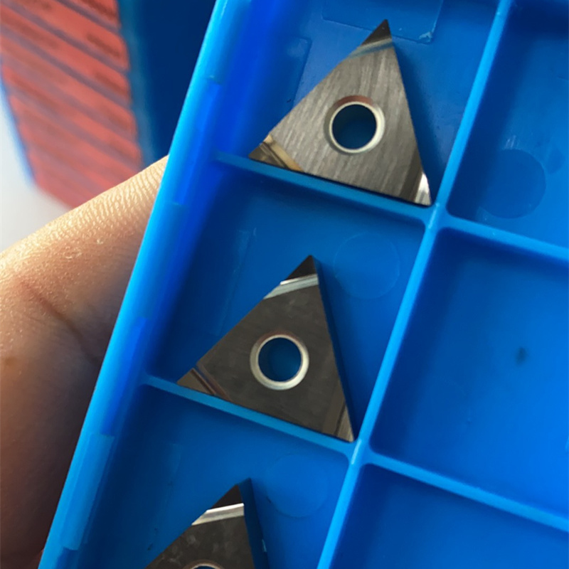 Imported Kyocera Metal Ceramic Triangle CNC Turning Blade TNGG160402R-S 160404 TN60 L-S