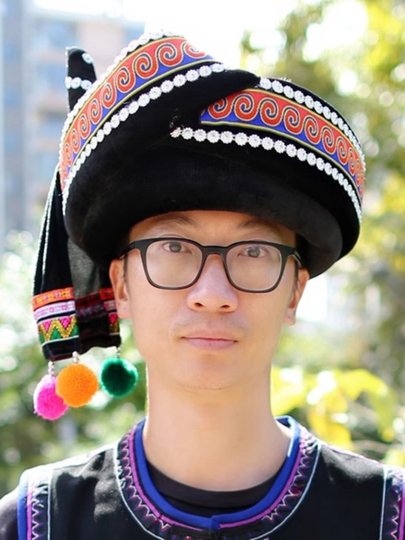 Yunnan-Minderheitshüte neuer Stil Yi Hani Lahu und Miao Herrenhüte Hulusi Performance Hornhut