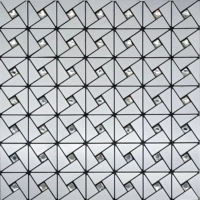 Серебряный серебряный треугольник