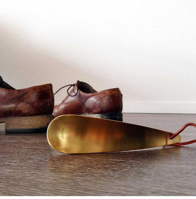 Izola-Shoes pull_01.jpg