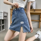 Джинсовая летняя тонкая джинсовая юбка, защитное белье, коллекция 2022, А-силуэт, с акцентом на бедрах