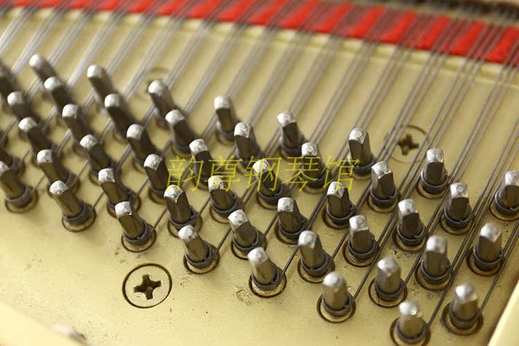 Nhật Bản Cho thuê đàn piano Yamaha dễ thương Cho thuê đàn piano hiệu suất Cho thuê đàn piano lớn yamaha u3