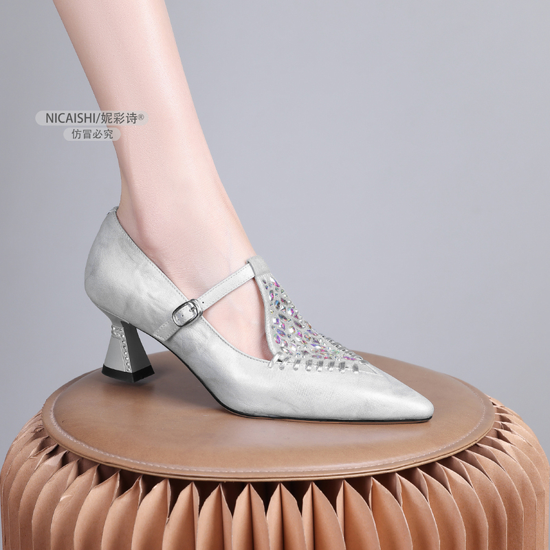 【119】European and American Niche Design Ultra-Soft High-End Women's Shoes to Match Skirts, Versatile and Elegant Pointed Toe 6357
