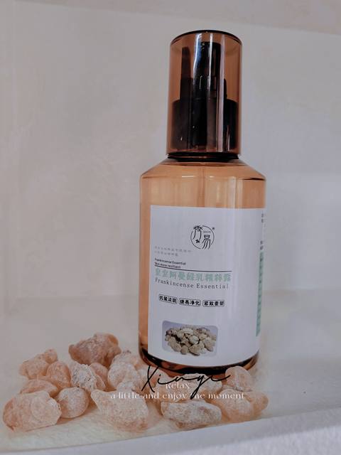Scarce green light grade Oman frankincense Essential oil hydrosol ຄຸນະພາບສູງ firming anti-wrinkle rebirth 160ml
